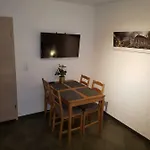 דירה Wohnen Im Ehemaligen Kaminstudio Mit Klimaanlage *